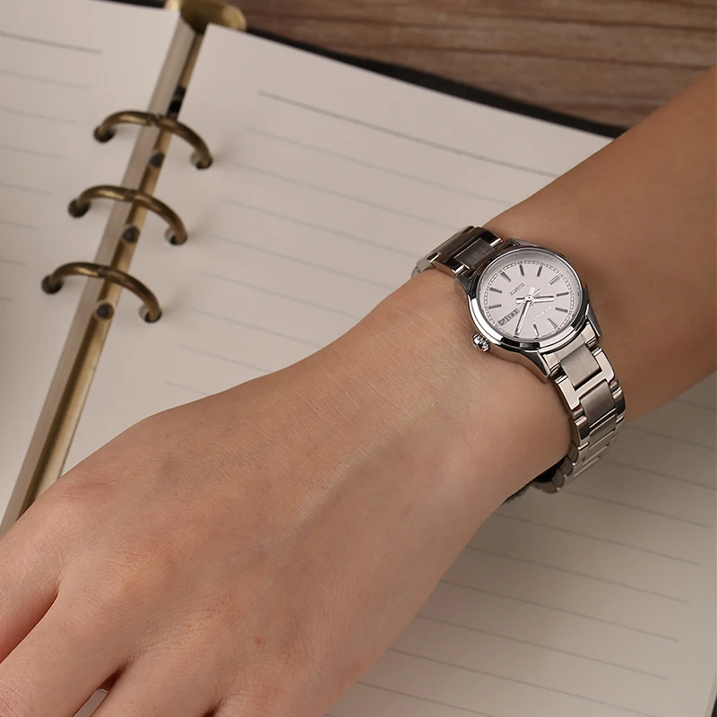 BERNY Luxury Ladies Watch Japa - Luxury Watch Japan recensie en prijs