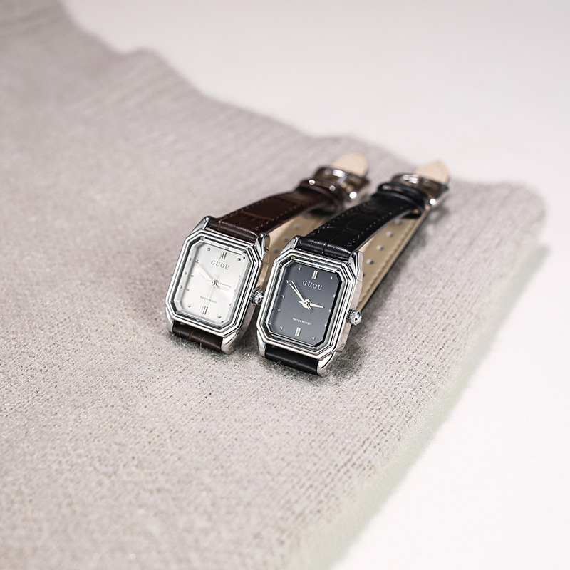 New Classic, Vintage, Hong Kon - Luxury Watch In Hong Kong recensie en prijs